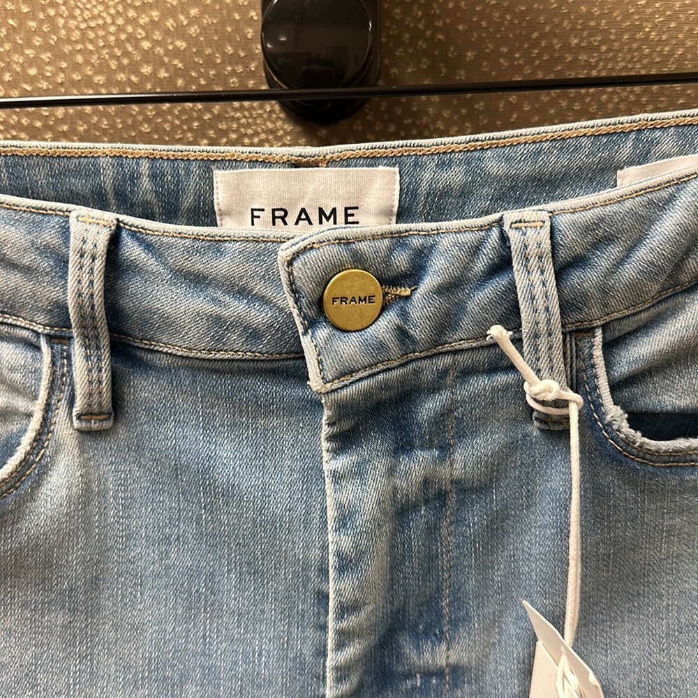 🔥🔥🔥NEW Frame Le One Mid-rise Skinny Jeans - Picture 2 of 9
